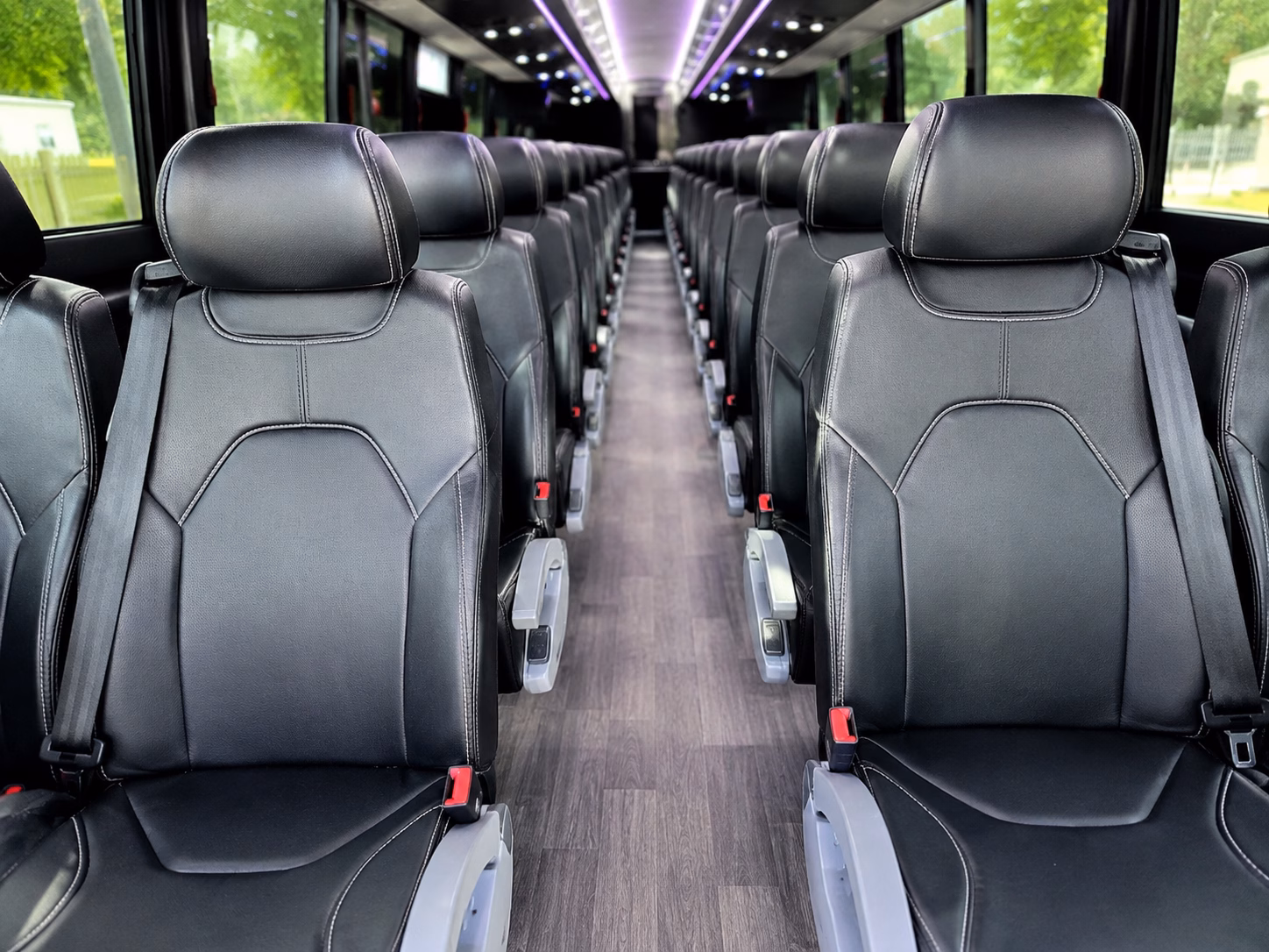 oak airport shuttles for out of town wedding guests